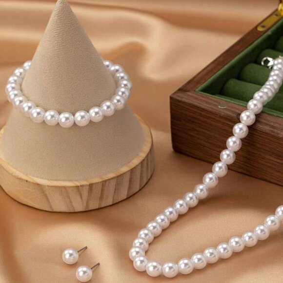 Akoya Pearl Jewelry Set with 925 Sterling Silver Clasp - Picture 4 of 5